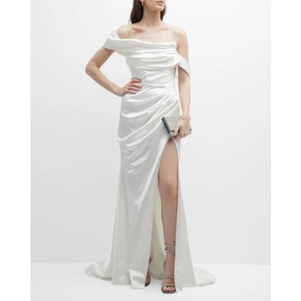 Gigi's Rosario Ruched Off-Shoulder Satin Gown‎ White Underwired Bridal Wedding